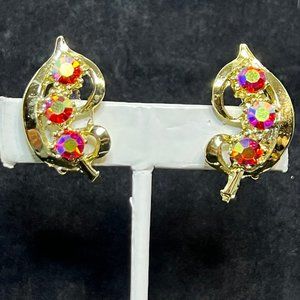 Vintage Gold Tone Red Aurora Borealis Clip On Earrings (3546)